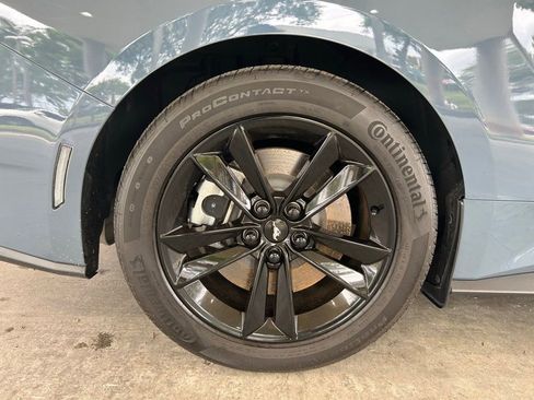 Used 2025 Ford Mustang GT RWD image 17