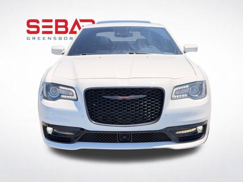 Used 2022 Chrysler 300 S w/ Comfort Group RWD image 11