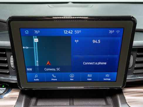 Used 2020 Ford Explorer Limited image 19