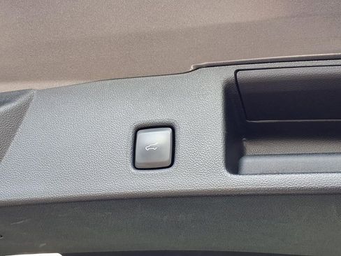 Used 2024 Ford Escape ST-Line w/ Tech Pack #1 AWD/4WD image 23