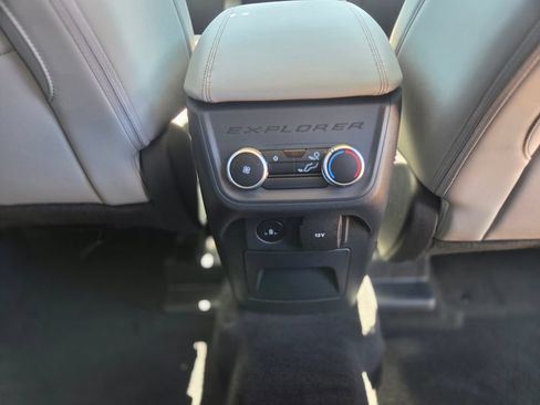 New 2026 Ford Explorer Active w/ Active Comfort Package RWD image 12