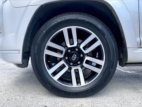 Used 2023 Toyota 4Runner Limited RWD image 8