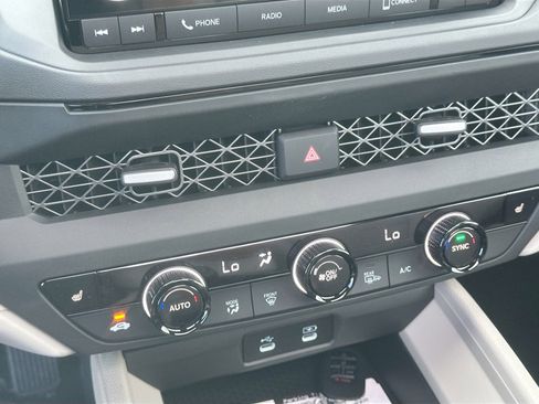 New 2025 Honda Accord SE image 12