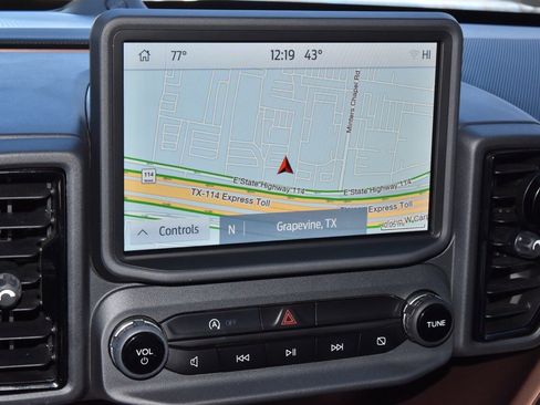 Used 2023 Ford Bronco Sport Outer Banks w/ Tech Package image 27