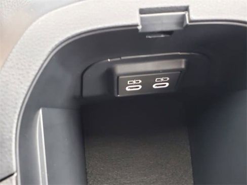 New 2025 Toyota RAV4 LE image 28