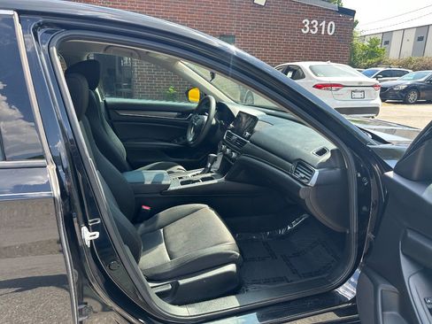 Used 2021 Honda Accord LX image 17