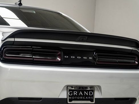 Used 2023 Dodge Challenger SRT Hellcat image 13