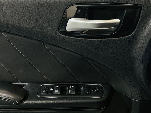 Used 2016 Dodge Charger R/T w/ Navigation & Travel Group RWD image 14