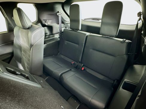 Used 2024 Mitsubishi Outlander SE image 28