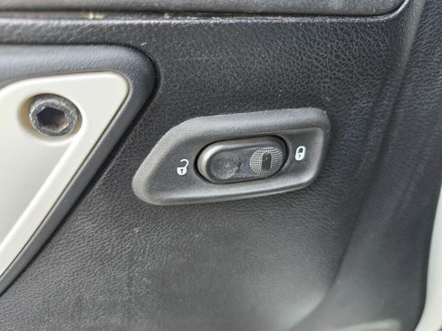 Used 2014 Jeep Wrangler Unlimited Sahara image 20