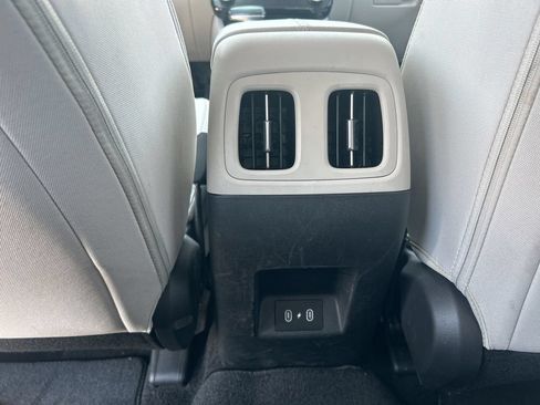 Certified 2025 Hyundai Tucson SEL FWD image 25