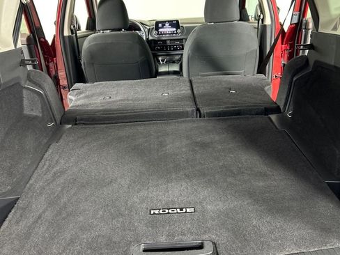 Used 2023 Nissan Rogue S image 21