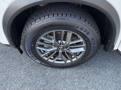 Used 2022 Nissan Rogue S AWD/4WD image 34