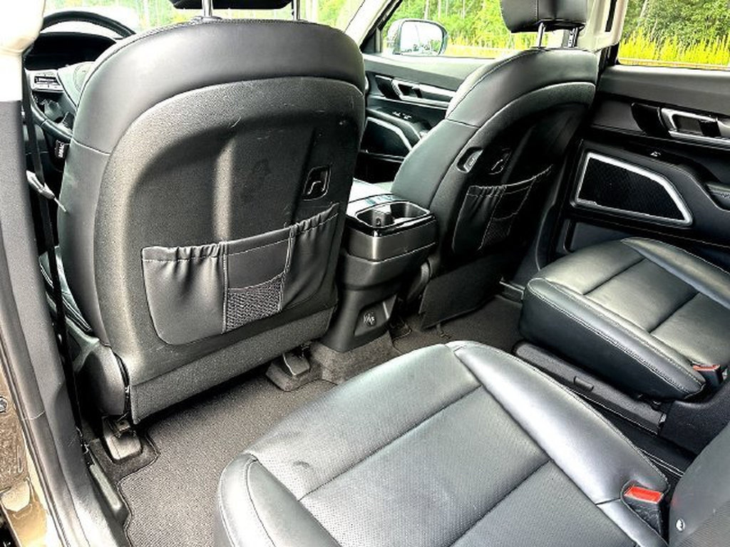 Used 2020 Kia Telluride S FWD image 21
