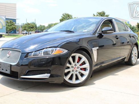 Used 2014 Jaguar XF 3.0 RWD image 39