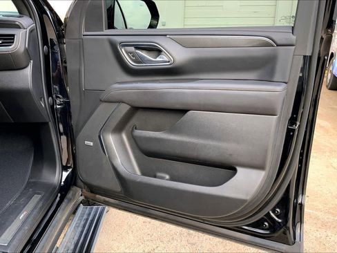 Used 2023 GMC Yukon AT4 w/ AT4 Premium Package image 23