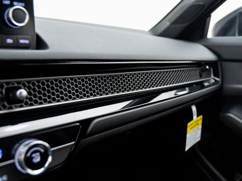 Used 2023 Honda Civic Sport image 27