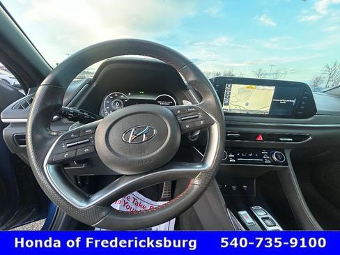 Used 2021 Hyundai Sonata SEL Plus w/ Tech Package image 16
