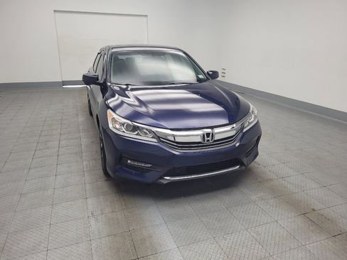 Used 2017 Honda Accord EX-L image 14