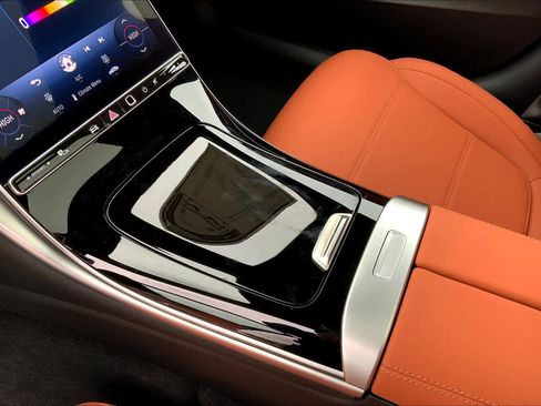 Certified 2025 Mercedes-Benz C 300 4MATIC Sedan image 7