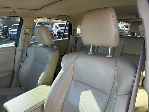 Used 2017 Acura RDX AWD w/ Advance Package image 12