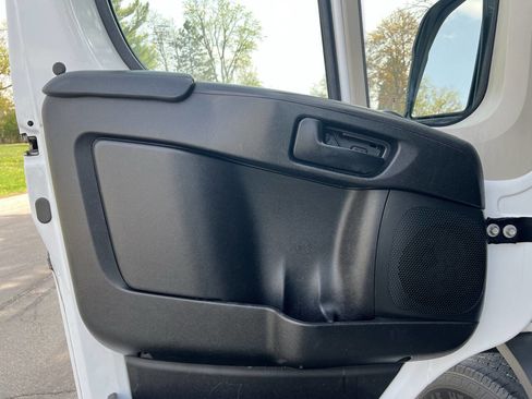 Used 2017 RAM ProMaster 1500 image 17