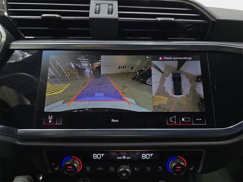 Used 2025 Audi Q3 2.0T Premium Plus w/ Premium Plus Package image 24