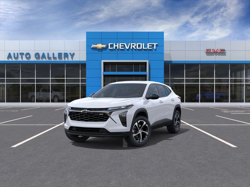 New 2026 Chevrolet Trax RS w/ Sunroof Package FWD image 9
