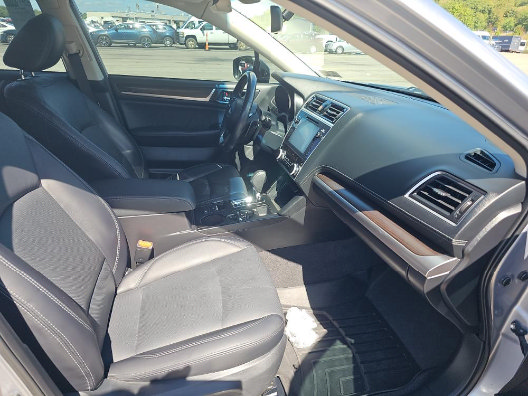 Used 2018 Subaru Legacy 3.6R Limited AWD/4WD image 8