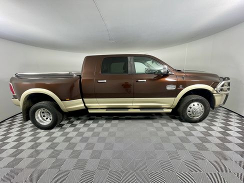 Used 2014 RAM 3500 Laramie Longhorn image 6