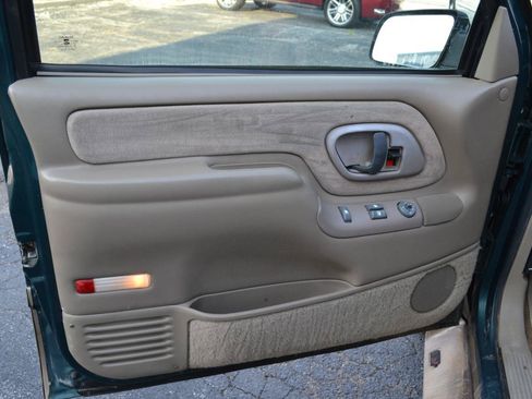 Used 1996 Chevrolet Silverado 3500 4x4 Extended Cab image 21