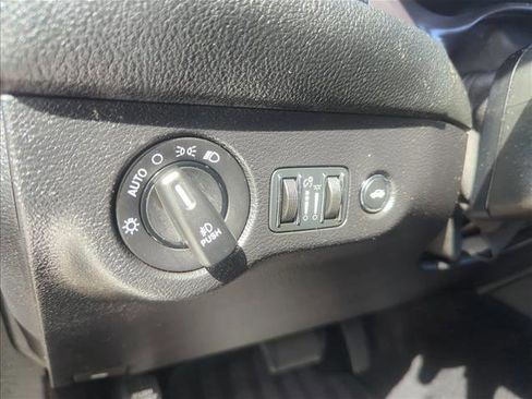 Used 2016 Dodge Challenger R/T Plus image 30