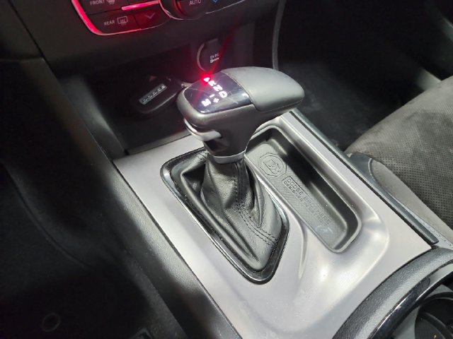 Used 2023 Dodge Charger R/T w/ Plus Group RWD image 28
