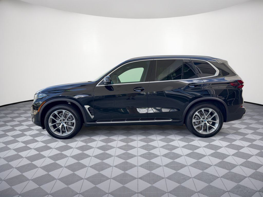 Certified 2025 BMW X5 xDrive40i w/ Climate Comfort Package AWD/4WD image 2