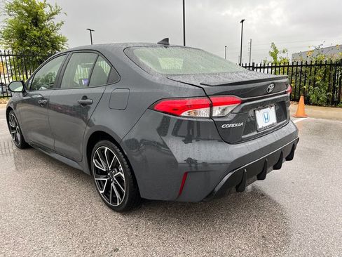 Used 2024 Toyota Corolla SE w/ SE Premium Package FWD image 6