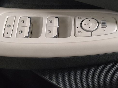 Used 2023 Hyundai Sonata SE w/ Preferred Accessory Package FWD image 27