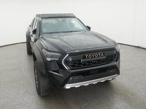 New 2025 Toyota Tacoma 4x4 Double Cab Hybrid image 32