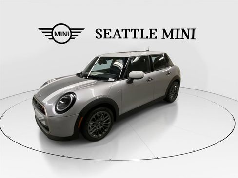 New 2026 MINI Cooper S image 5