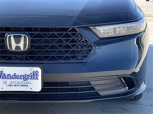 Certified 2025 Honda Accord Sport image 8