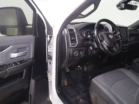 Used 2023 RAM 2500 Big Horn w/ Level 1 Equipment Group AWD/4WD image 41