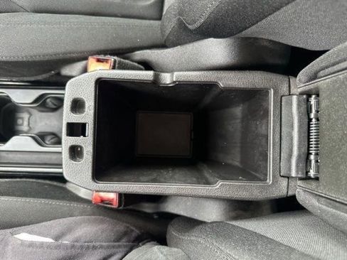 Used 2020 Jeep Renegade Latitude FWD image 23