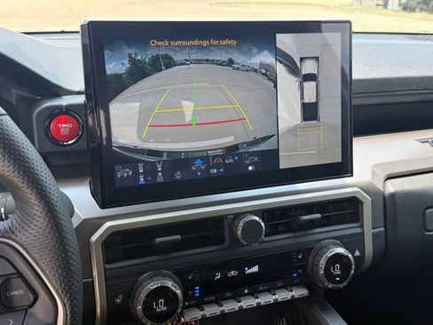 Used 2024 Toyota Tacoma TRD Off-Road w/ TRD Off Road Premium Package AWD/4WD image 16