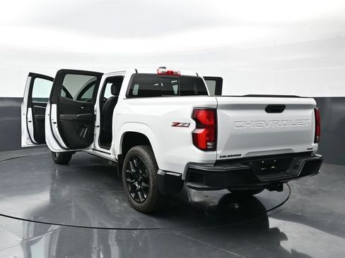 Used 2024 Chevrolet Colorado Z71 w/ LPO, Dark Essentials Package AWD/4WD image 47