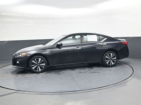 Used 2022 Nissan Altima 2.5 SV image 8