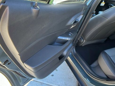 New 2026 Chevrolet Trax LT w/ Driver Confidence Package image 15