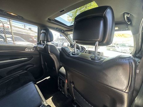 Used 2015 Jeep Grand Cherokee Altitude AWD/4WD image 33