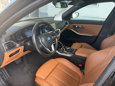 Used 2022 BMW 330e w/ Driving Assistance Package RWD image 4