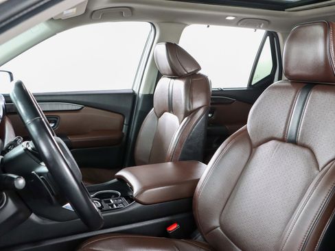 Used 2024 Honda Pilot Elite image 24