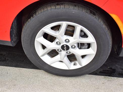 Used 2025 Kia Soul LX w/ LX Technology Package image 33