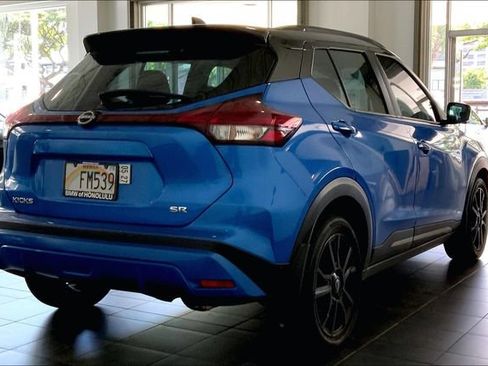 Used 2024 Nissan Kicks SR w/ SR Premium Package FWD image 6